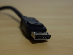 DisplayPortのケーブル