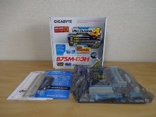 GIGABYTE マザーボード