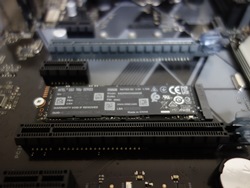 M.2スロットとNVMe SSD