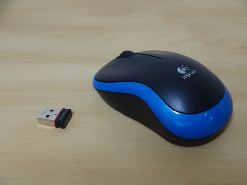 USBアダプタと無線マウス